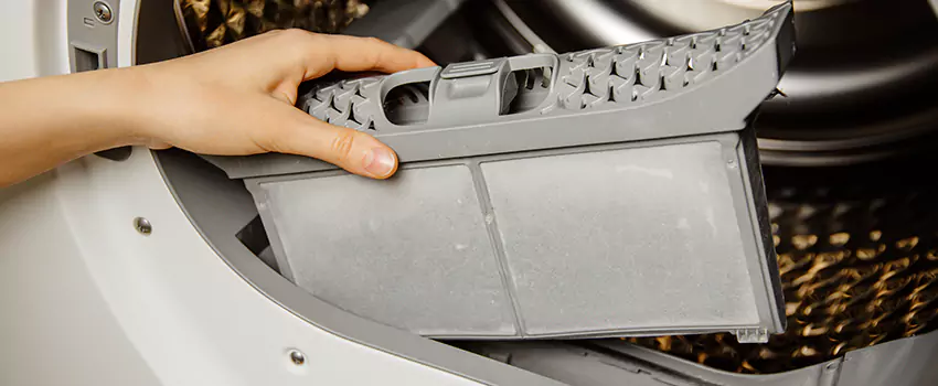 Signs Of A Clogged Dryer Lint Trap in Antioch, Illinois